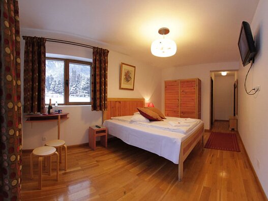 Hotel Vila Ermitage Busteni - Booking expert Hotel Vila Ermitage Busteni